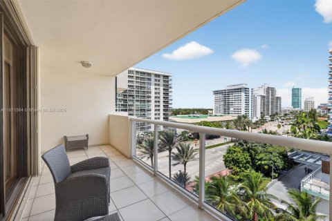 Copropriété à vendre à Miami Beach, Floride: 2 chambres, 126.35 m2 № 1924572 - photo 26