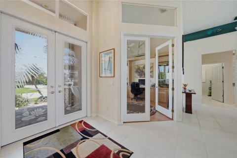 House in Punta Gorda, Florida 3 bedrooms, 255.3 sq.m. № 2101154 - photo 5