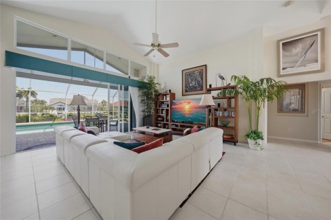 House in Punta Gorda, Florida 3 bedrooms, 255.3 sq.m. № 2101154 - photo 10