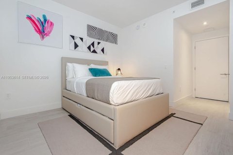 Condominio en venta en Hollywood, Florida, 2 dormitorios, 99.87 m2 № 2054744 - foto 15