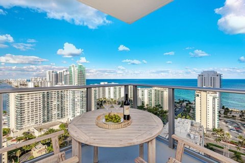 Condominio en venta en Hollywood, Florida, 2 dormitorios, 99.87 m2 № 2054744 - foto 21