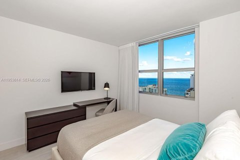 Condominio en venta en Hollywood, Florida, 2 dormitorios, 99.87 m2 № 2054744 - foto 14