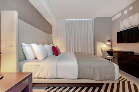 Condominio en venta en Hollywood, Florida, 2 dormitorios, 99.87 m2 № 2054744 - foto 10