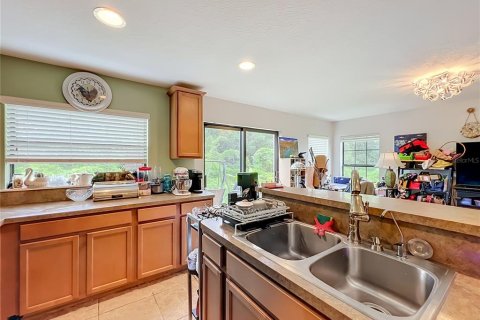 Touwnhouse à vendre à Sanford, Floride: 4 chambres, 164.16 m2 № 2406720 - photo 12