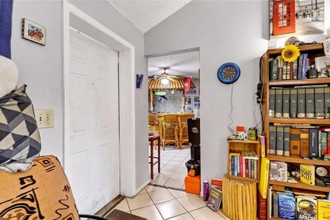 House in Safety Harbor, Florida 2 bedrooms, 91.04 sq.m. № 2204726 - photo 11