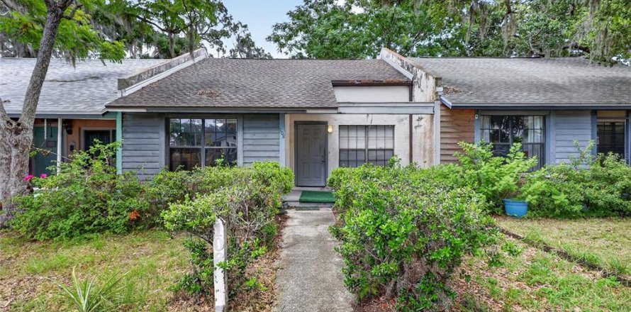 House in Safety Harbor, Florida 2 bedrooms, 91.04 sq.m. № 2204726