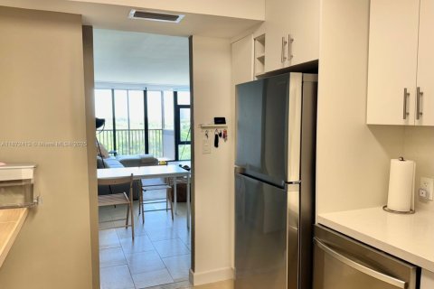 Copropriété à vendre à Aventura, Floride: 1 chambre, 75.25 m2 № 1926693 - photo 10