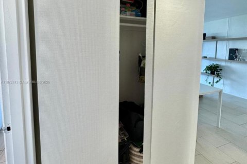 Copropriété à vendre à Aventura, Floride: 1 chambre, 75.25 m2 № 1926693 - photo 17