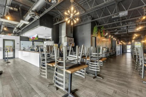 Immobilier commercial à vendre à Hialeah, Floride № 1862405 - photo 5