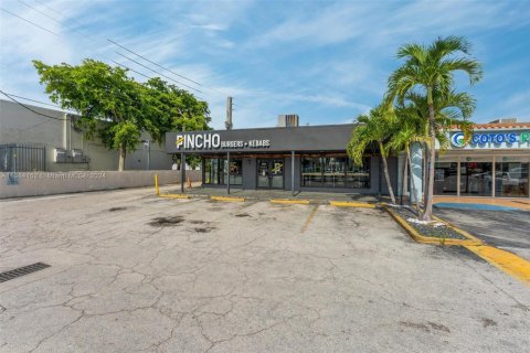 Immobilier commercial à vendre à Hialeah, Floride № 1862405 - photo 18