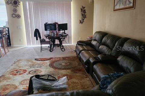 Casa en venta en Tampa, Florida, 5 dormitorios, 327.67 m2 № 1718995 - foto 3