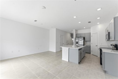 Adosado en venta en Kissimmee, Florida, 3 dormitorios, 126.81 m2 № 2106155 - foto 9