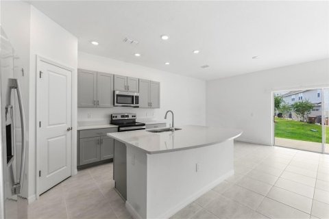 Adosado en venta en Kissimmee, Florida, 3 dormitorios, 126.81 m2 № 2106155 - foto 5