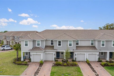 Adosado en venta en Kissimmee, Florida, 3 dormitorios, 126.81 m2 № 2106155 - foto 2