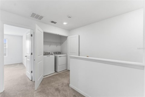 Adosado en venta en Kissimmee, Florida, 3 dormitorios, 126.81 m2 № 2106155 - foto 12