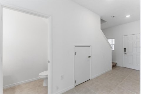 Adosado en venta en Kissimmee, Florida, 3 dormitorios, 126.81 m2 № 2106155 - foto 4