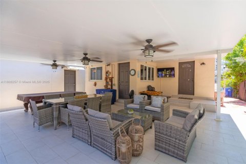 Купить виллу или дом в Майами, Флорида 1 комната, 151.9м2, № 1960205 - фото 27