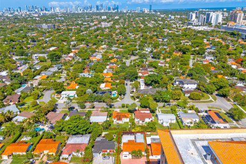 Купить виллу или дом в Майами, Флорида 1 комната, 151.9м2, № 1960205 - фото 30