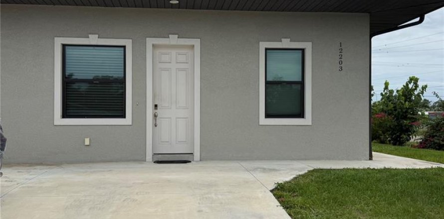 Appartement à North Port, Floride 2 chambres, 92.9 m2 № 2211855
