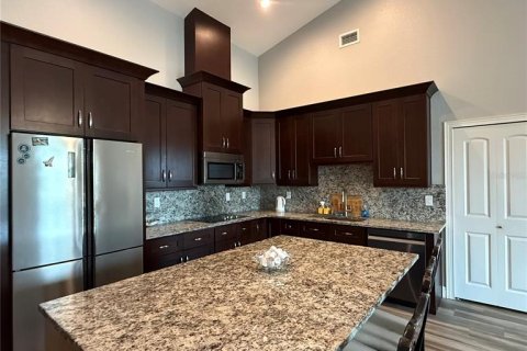Appartement à louer à North Port, Floride: 2 chambres, 92.9 m2 № 2211855 - photo 6
