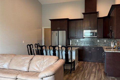 Appartement à louer à North Port, Floride: 2 chambres, 92.9 m2 № 2211855 - photo 3