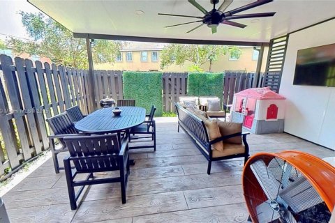 Adosado en alquiler en Homestead, Florida, 3 dormitorios, 158.31 m2 № 1857471 - foto 27