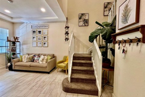 Adosado en alquiler en Homestead, Florida, 3 dormitorios, 158.31 m2 № 1857471 - foto 9