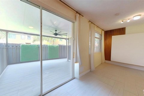 Adosado en alquiler en Homestead, Florida, 3 dormitorios, 158.31 m2 № 1857471 - foto 26