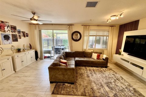 Adosado en alquiler en Homestead, Florida, 3 dormitorios, 158.31 m2 № 1857471 - foto 14