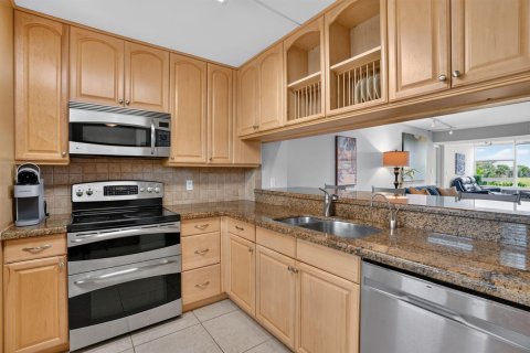 Купить кондоминиум в Помпано-Бич, Флорида 3 комнаты, 126.07м2, № 2086537 - фото 4