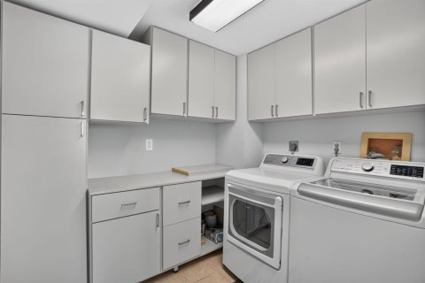 Купить кондоминиум в Помпано-Бич, Флорида 3 комнаты, 126.07м2, № 2086537 - фото 27