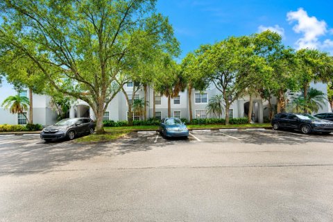 Condominio en Lake Worth, Florida, 2 dormitorios  № 2078498