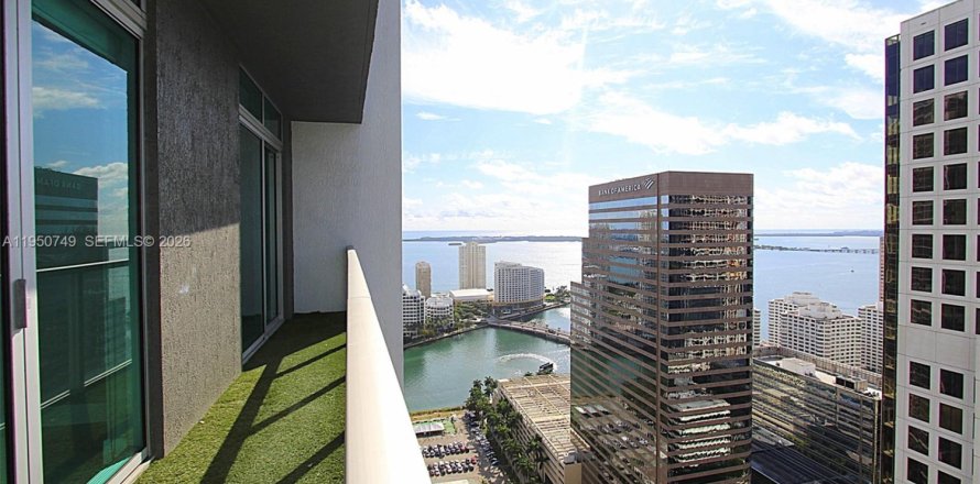 Condo in Miami, Florida, 2 bedrooms № 2007007