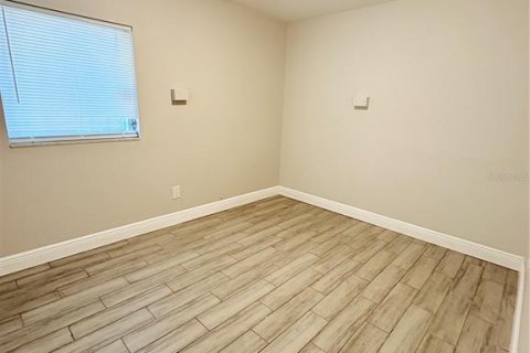 Villa ou maison à louer à Tampa, Floride: 4 chambres, 148.27 m2 № 1760201 - photo 13