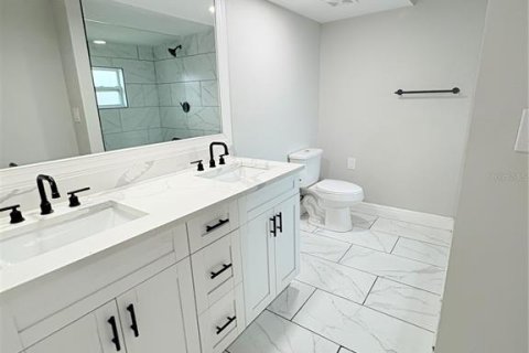 Villa ou maison à louer à Tampa, Floride: 4 chambres, 148.27 m2 № 1760201 - photo 6