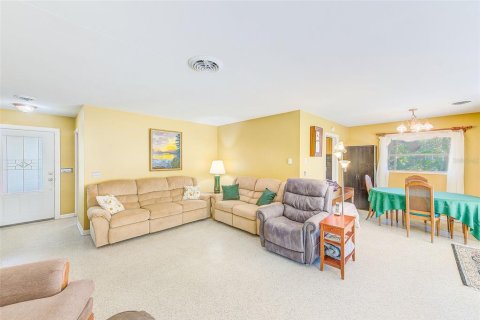 Villa ou maison à vendre à Largo, Floride: 4 chambres, 158.12 m2 № 1547898 - photo 11