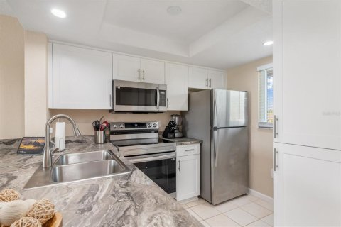 Condominio en venta en Lake Suzy, Florida, 2 dormitorios, 80.92 m2 № 1888532 - foto 13