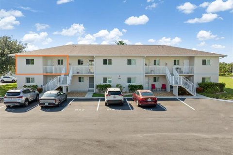 Condominio en venta en Lake Suzy, Florida, 2 dormitorios, 80.92 m2 № 1888532 - foto 2