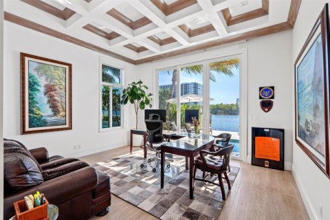 House in Boca Raton, Florida 5 bedrooms, 654.31 sq.m. № 2244175 - photo 27