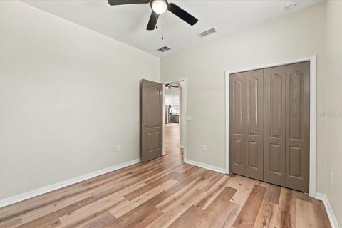 House in Lakeland, Florida 3 bedrooms, 133.31 sq.m. № 2400382 - photo 29