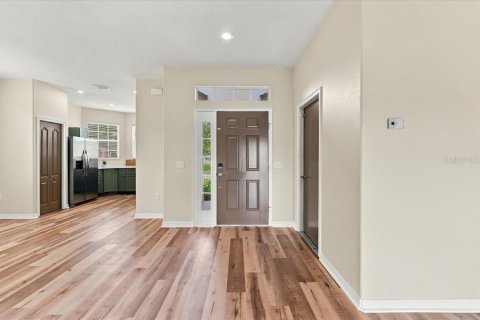 House in Lakeland, Florida 3 bedrooms, 133.31 sq.m. № 2400382 - photo 6