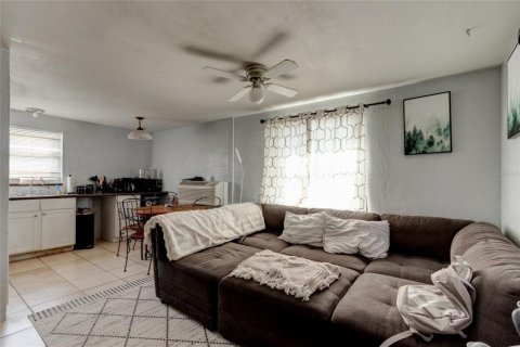 Villa ou maison à vendre à Daytona Beach, Floride: 3 chambres, 116.13 m2 № 2142939 - photo 4