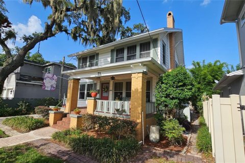 House in Orlando, Florida 4 bedrooms, 208.94 sq.m. № 2157347 - photo 4