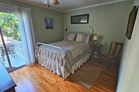 House in Orlando, Florida 4 bedrooms, 208.94 sq.m. № 2157347 - photo 17