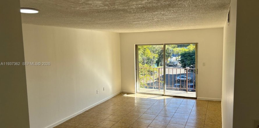 Condo à North Miami, Floride, 2 chambres  № 1997431