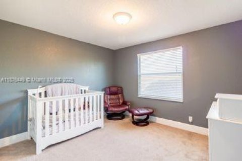 Купить виллу или дом в Уэст-Палм-Бич, Флорида 4 спальни, 219.81м2, № 1920526 - фото 26