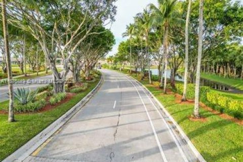 Купить виллу или дом в Уэст-Палм-Бич, Флорида 4 спальни, 219.81м2, № 1920526 - фото 4