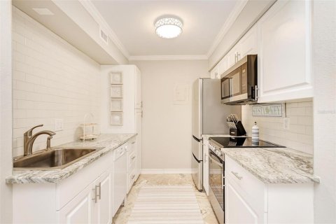 Copropriété à vendre à Sarasota, Floride: 1 chambre, 74.04 m2 № 2201947 - photo 8
