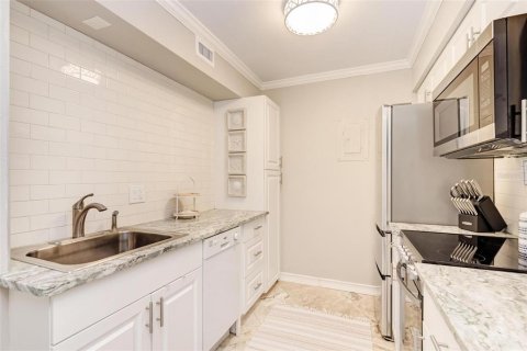 Copropriété à vendre à Sarasota, Floride: 1 chambre, 74.04 m2 № 2201947 - photo 9