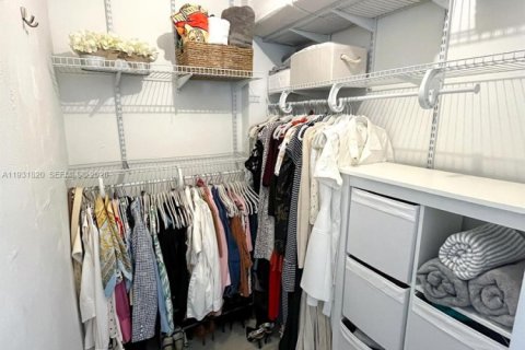 Copropriété à louer à North Miami, Floride: 53.51 m2 № 1990545 - photo 12